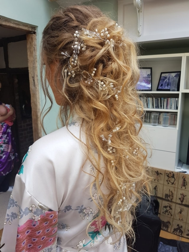 Brides Boho Wedding Hair down 2019