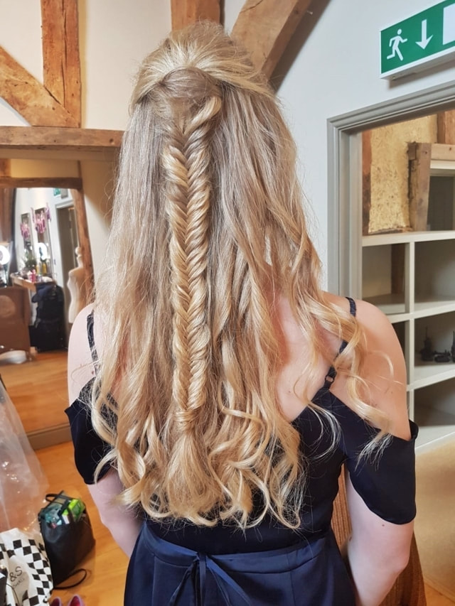 Brides fishtail Wedding Hair down 2019